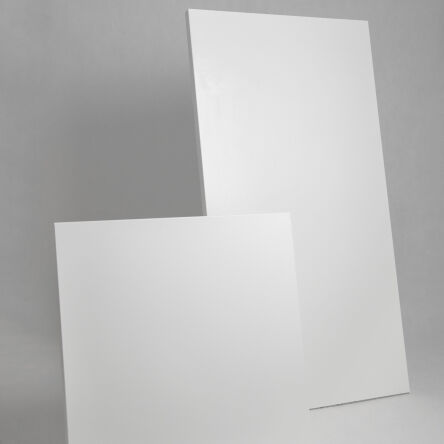 Polskie grzejniki 750W. Ścienne panele grzewcze na podczerwień RADIUS+